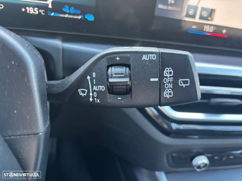 BMW 320 e Pack Desportivo M Auto - 34