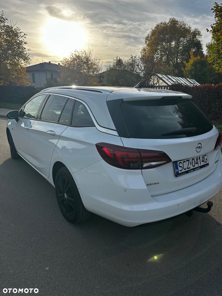 Opel Astra 1.4 T Elite S&S - 4