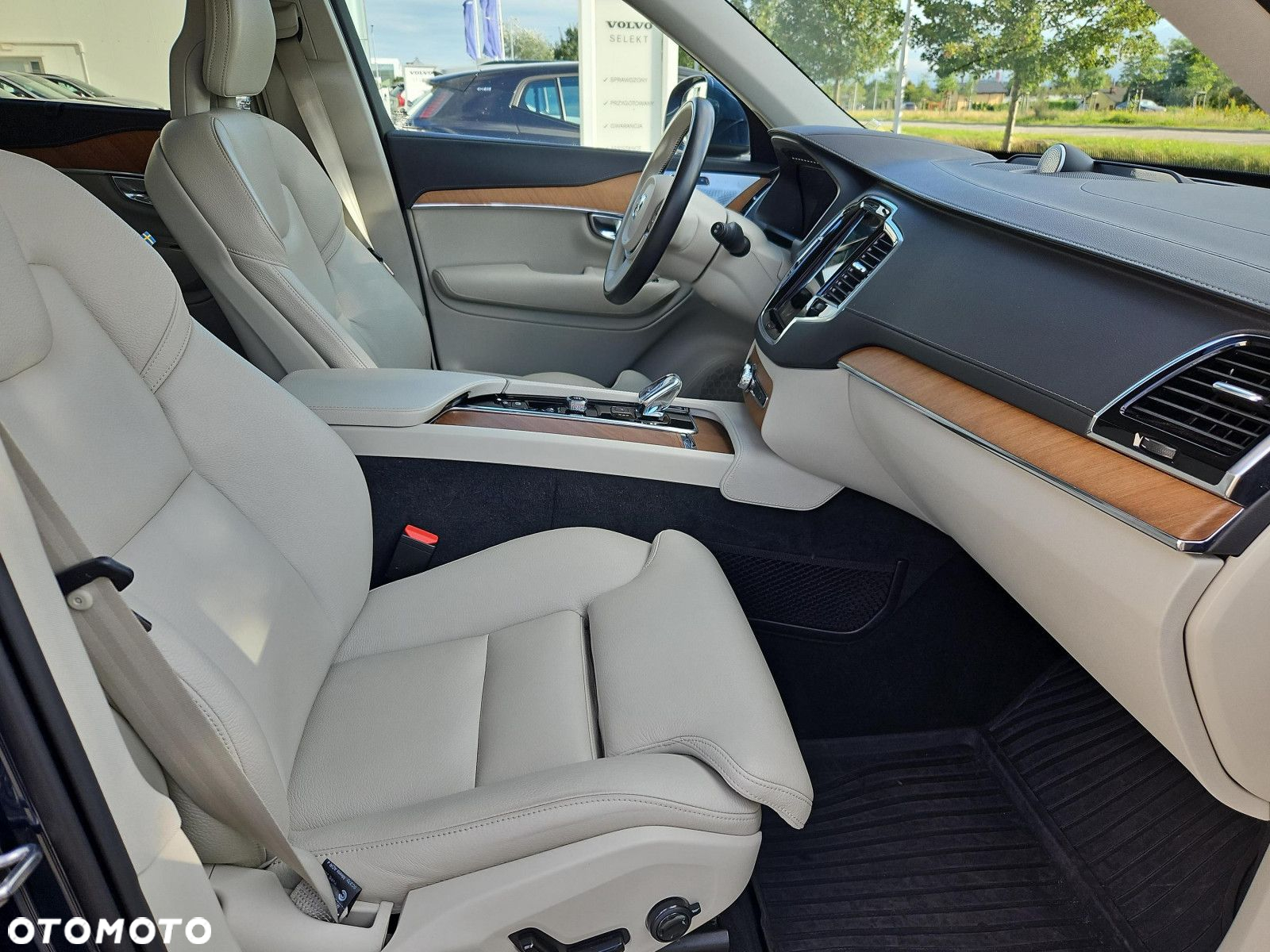 Volvo XC 90 D5 SCR AWD Inscription 7os - 11