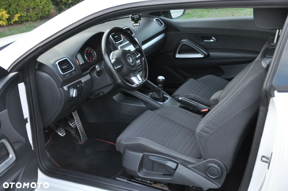 Volkswagen Scirocco 1.4 TSI Match - 24