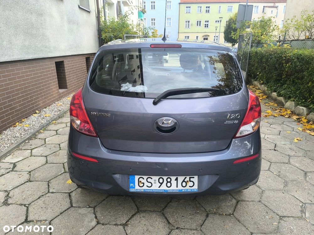 Hyundai i20 - 17