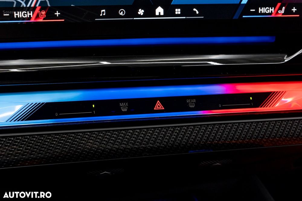 BMW M5 xDrive - 38