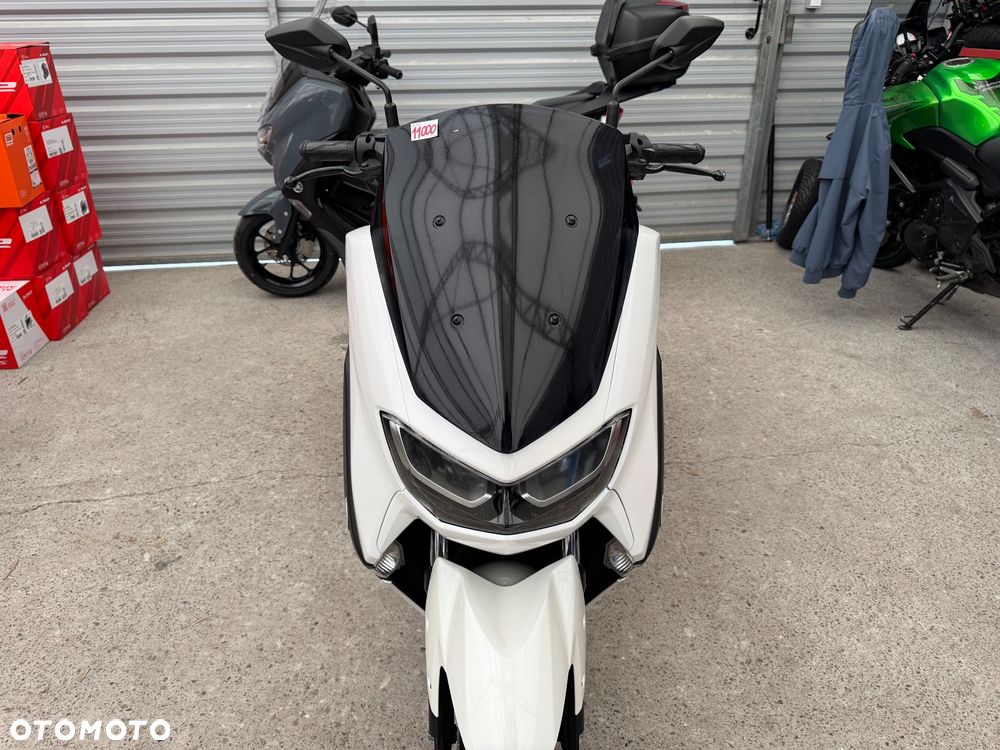 Yamaha NMAX - 18