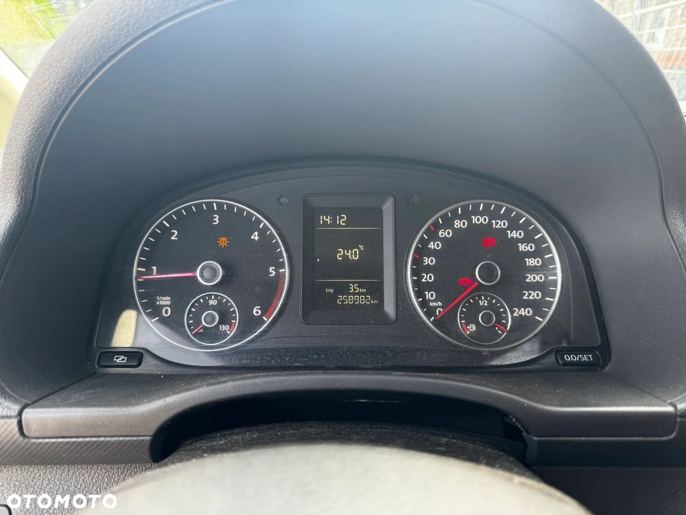 Volkswagen Caddy Maxi - 11