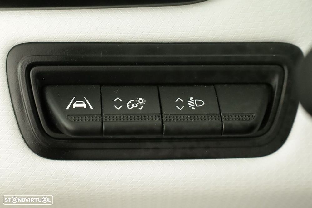 Renault Clio 1.0 TCe Evolution - 20