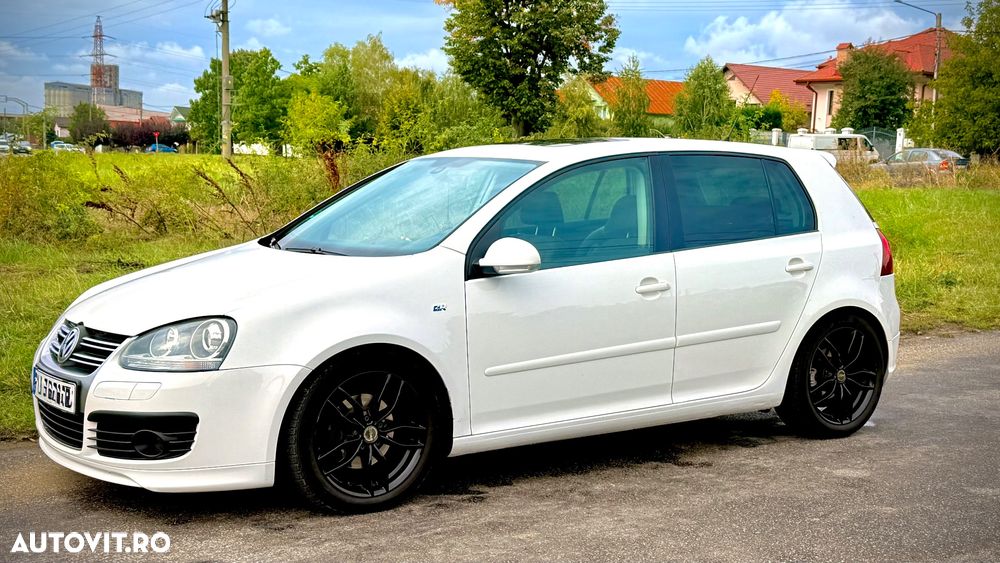 Volkswagen Golf - 10