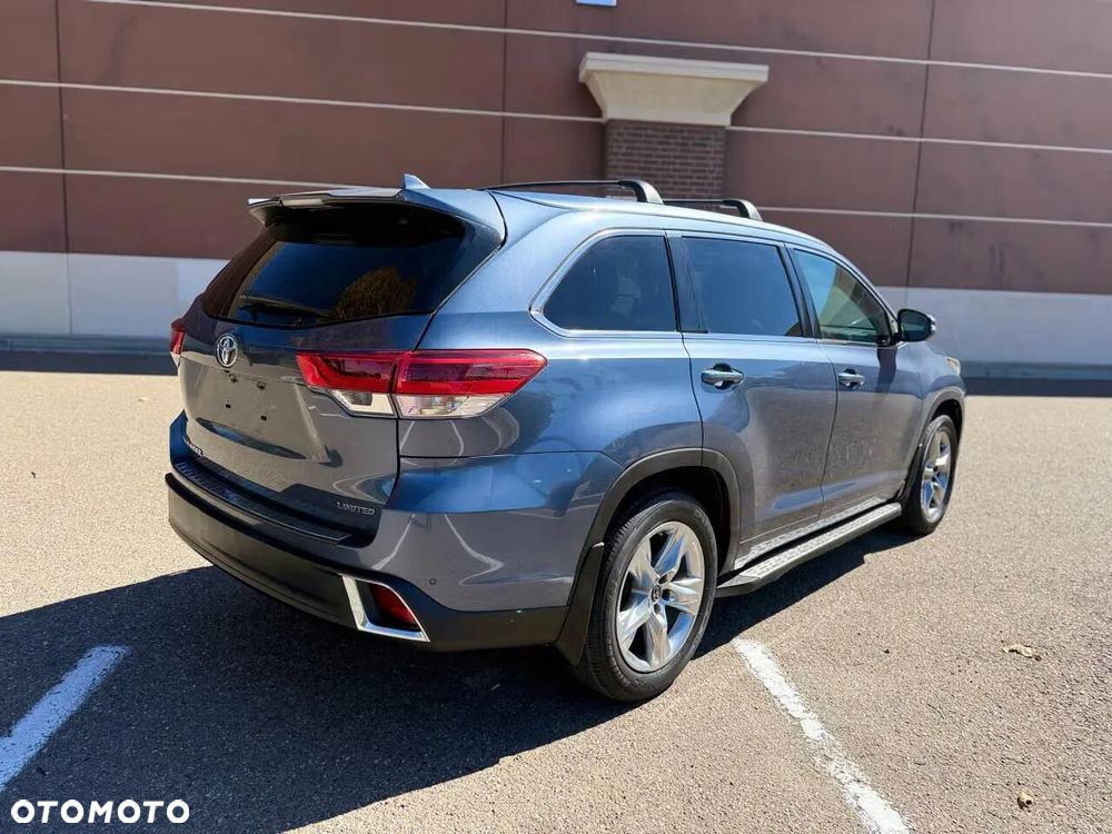 Toyota Highlander - 6