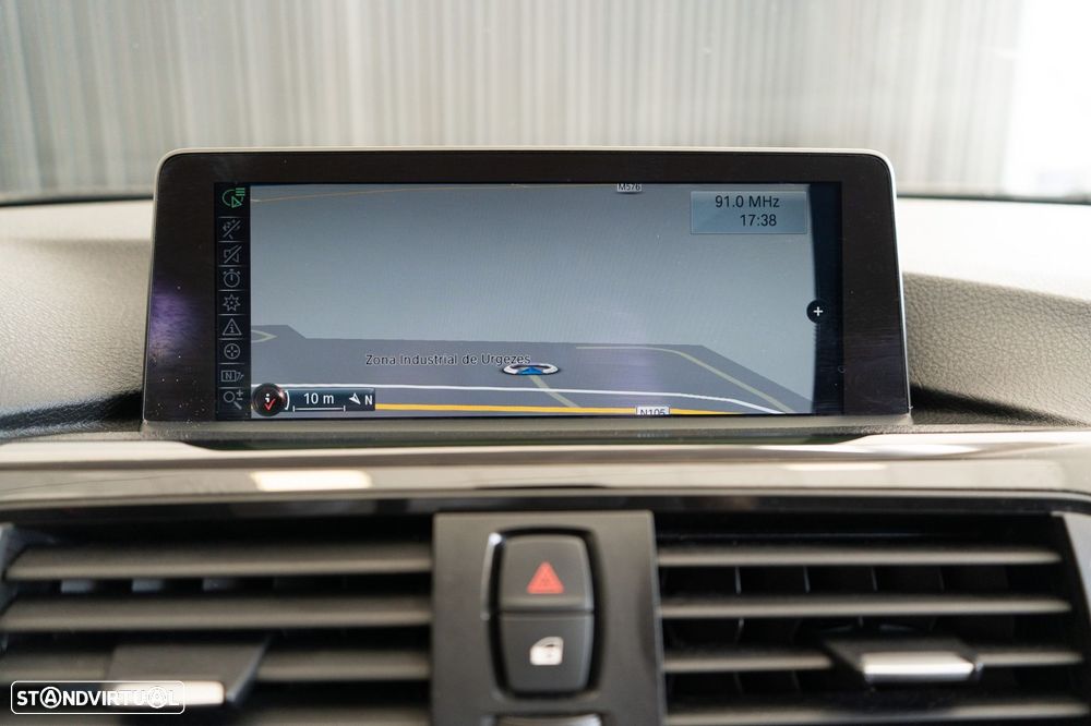 BMW 320 d ED Line Sport - 24
