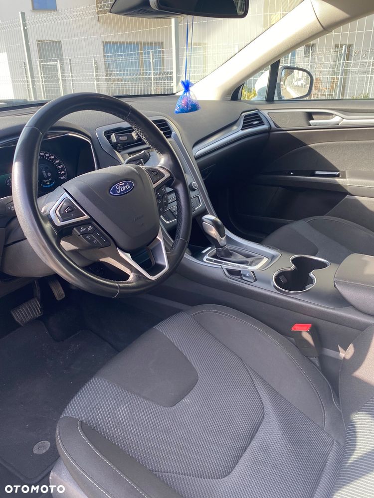 Ford Mondeo 2.0 TDCi Titanium PowerShift - 11