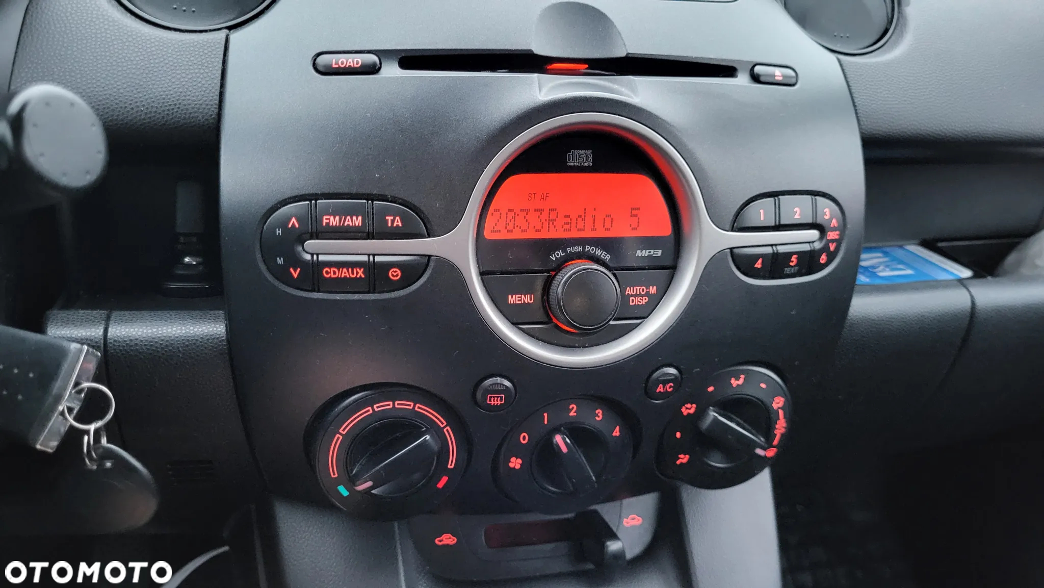 Mazda 2 - 14