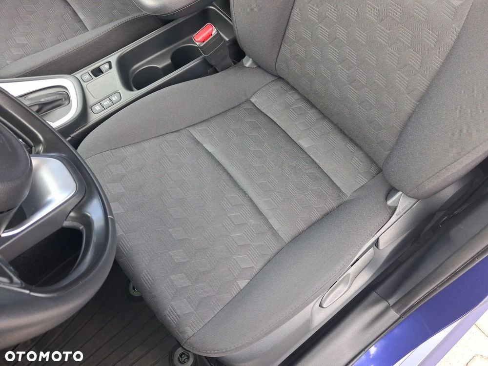 Mazda 2 Hybrid 1.5 Centre Line CVT - 13