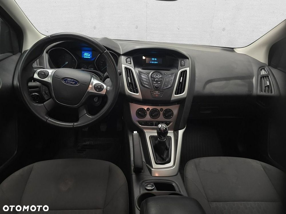 Ford Focus - 10