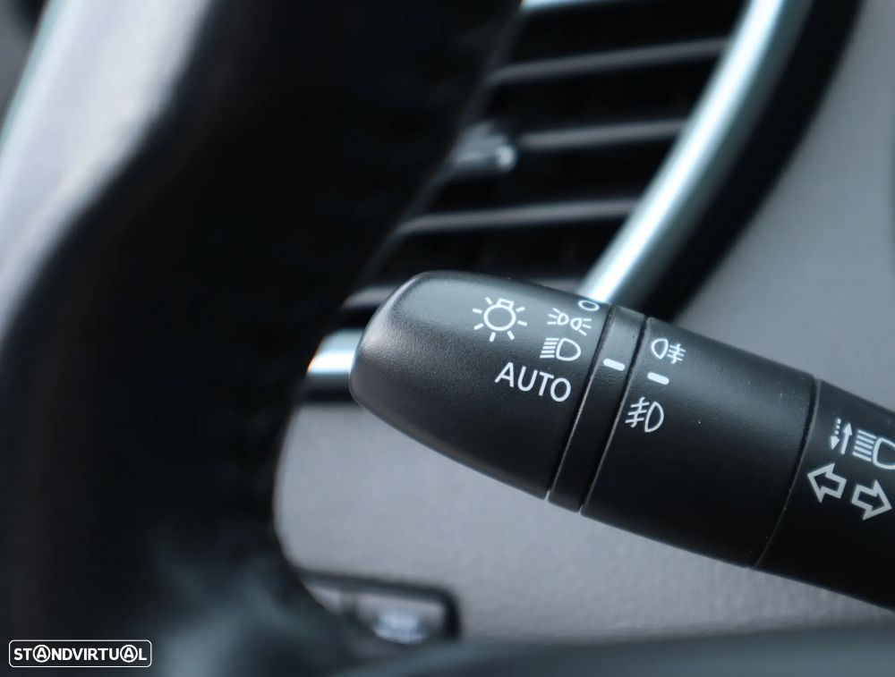 Nissan Qashqai 1.5 dCi N-Connecta - 40