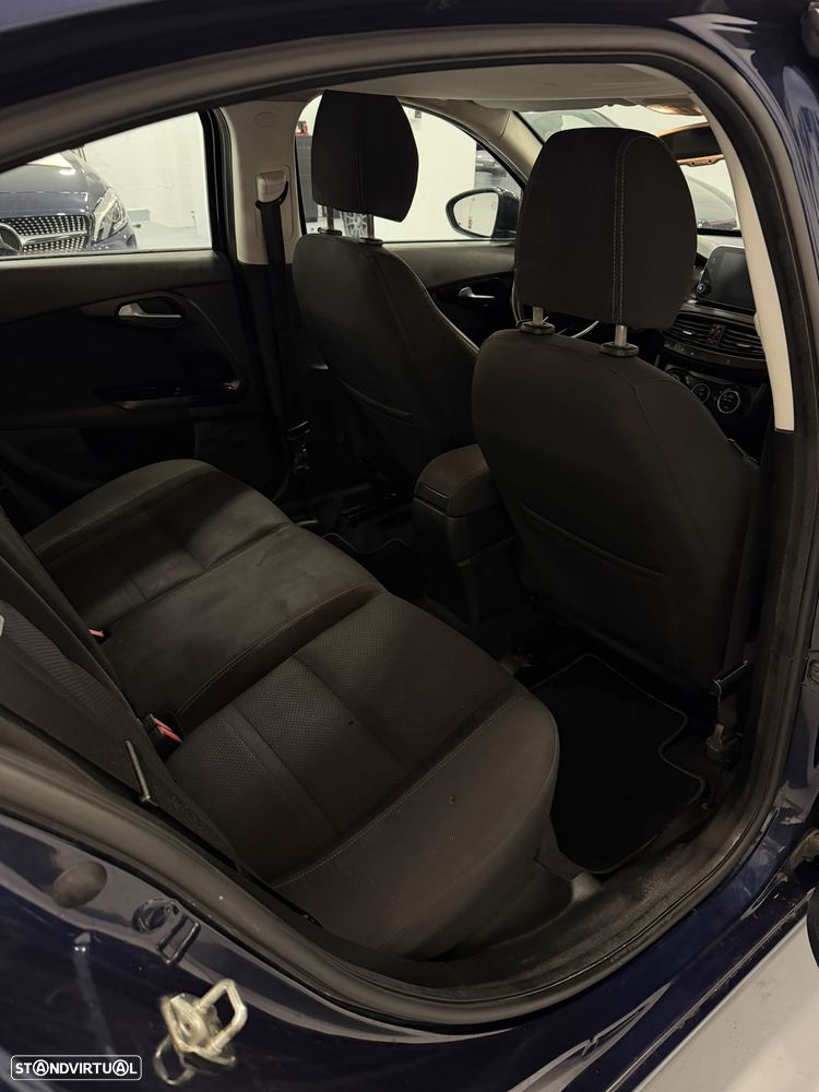 Fiat Tipo 1.3 M-Jet Lounge Tech J17 - 13