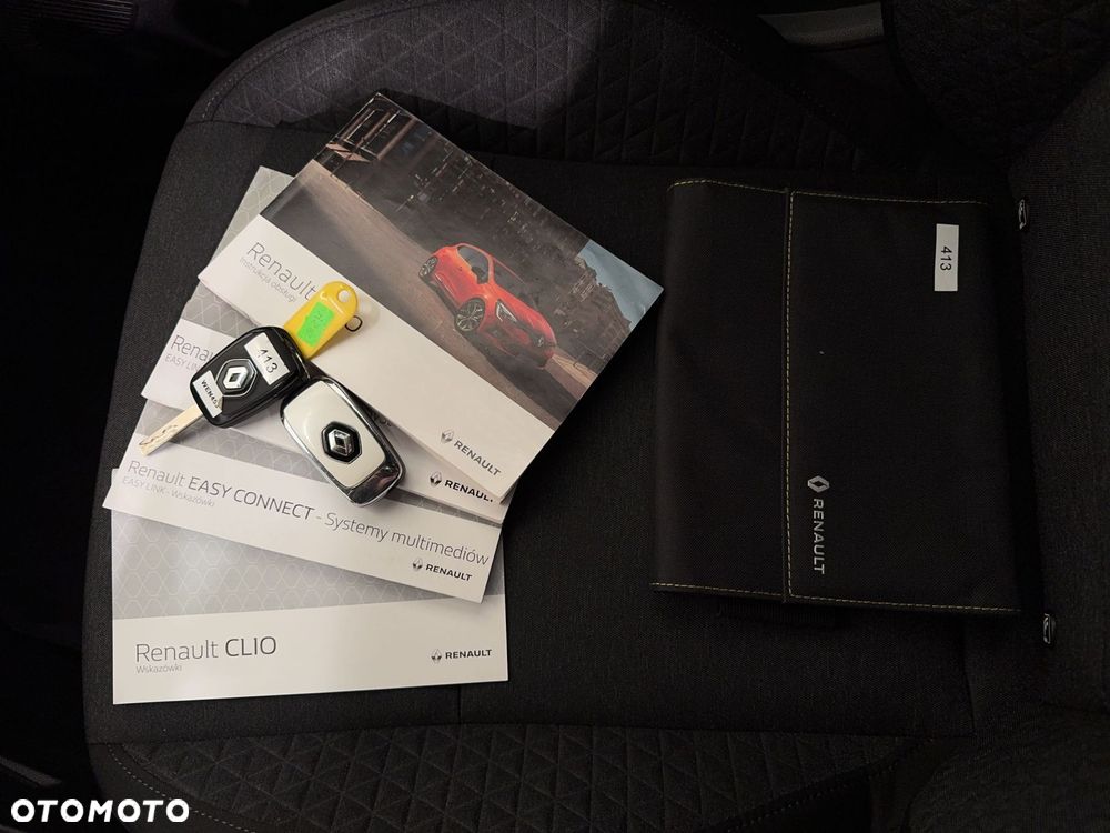 Renault Clio - 23