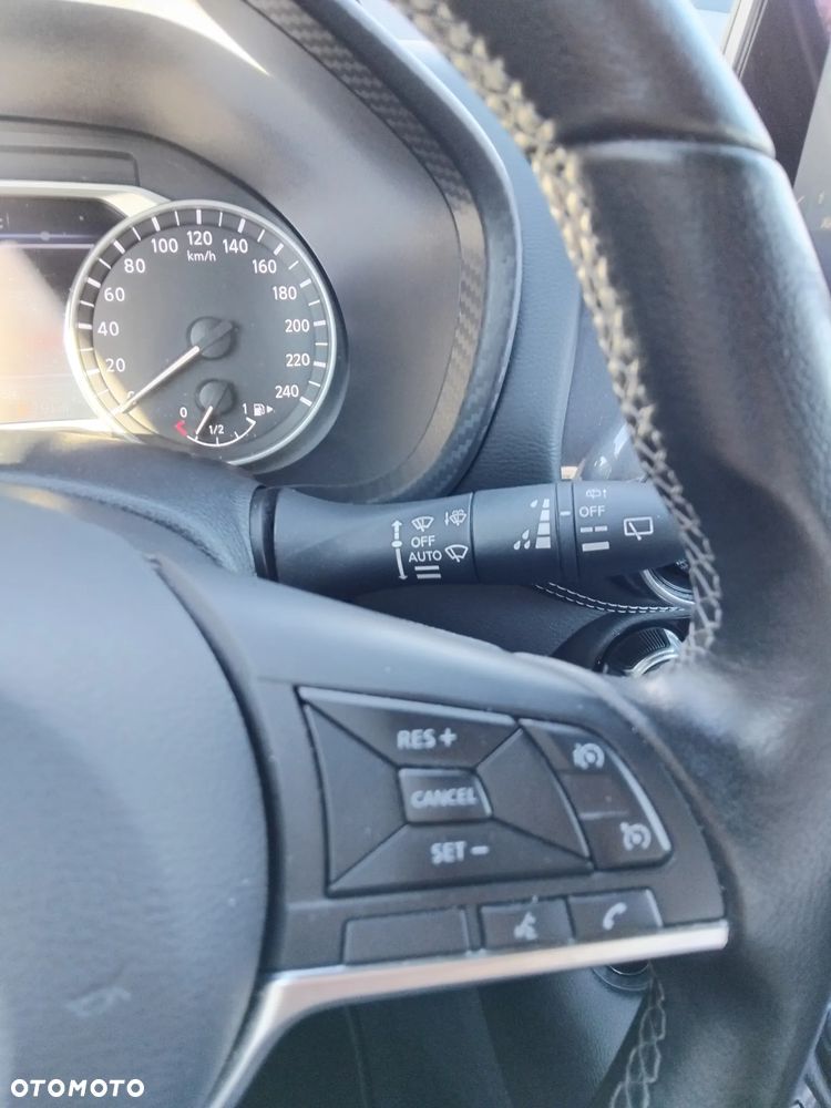 Nissan Juke 1.6 Hybrid N-Connecta AMT - 11