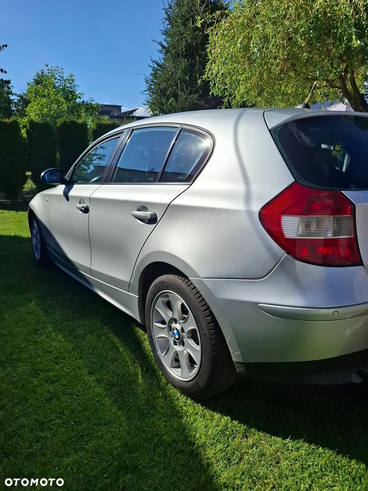 BMW Seria 1 118d - 15