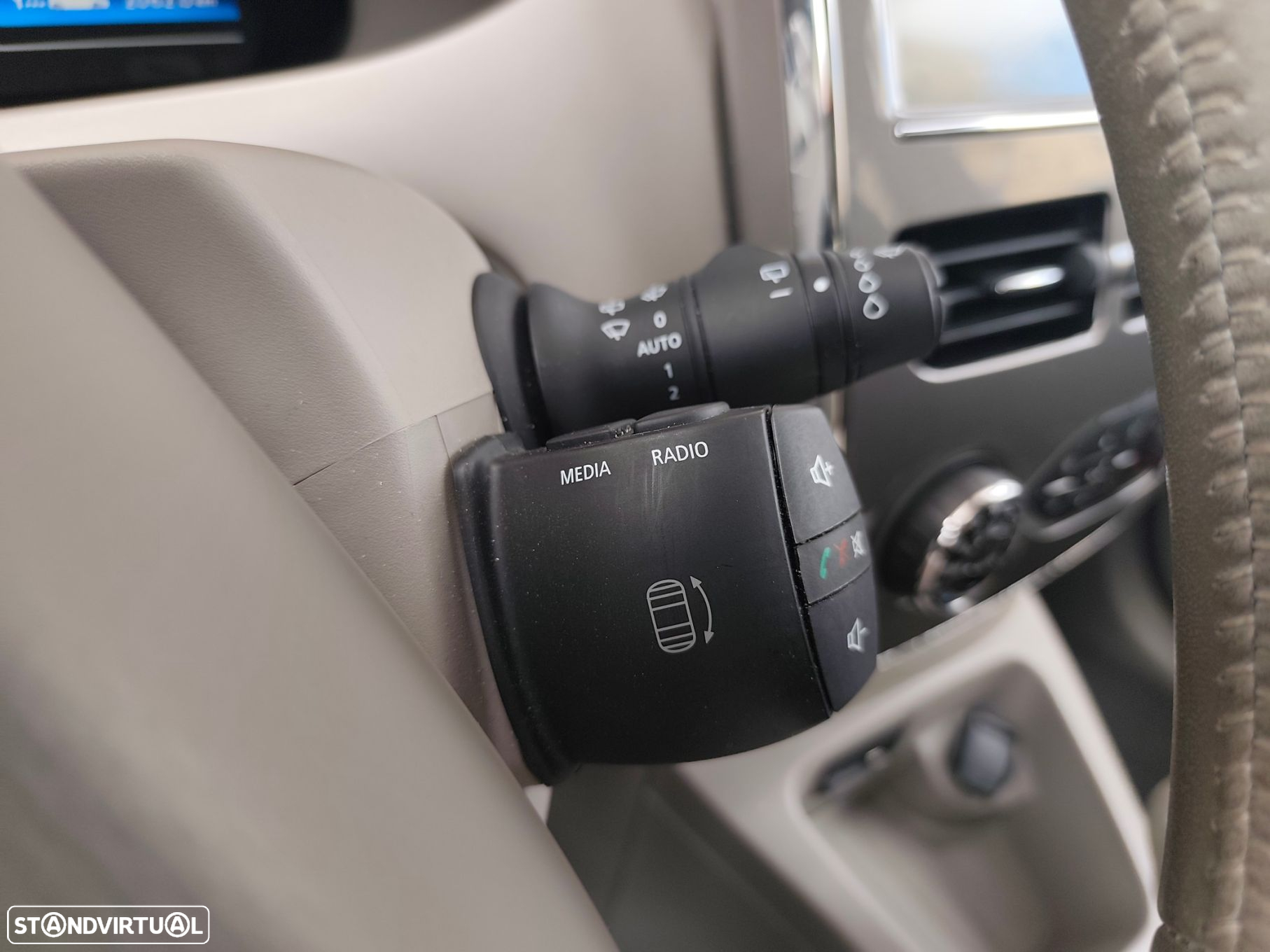 Renault Zoe (c/ Bateria) Bose 40 - 32