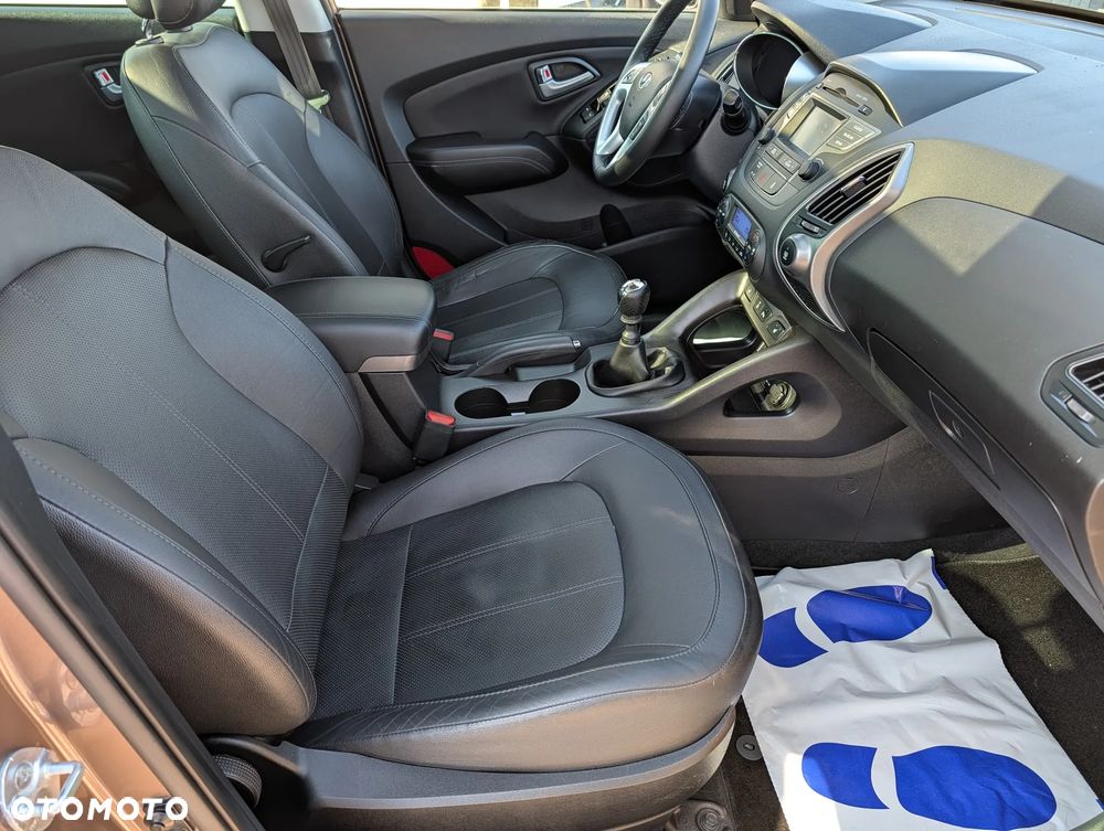 Hyundai ix35 2.0 CRDi Premium 4WD - 18