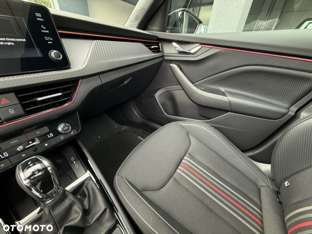 Skoda Kamiq 1.5 TSI Monte Carlo DSG - 34