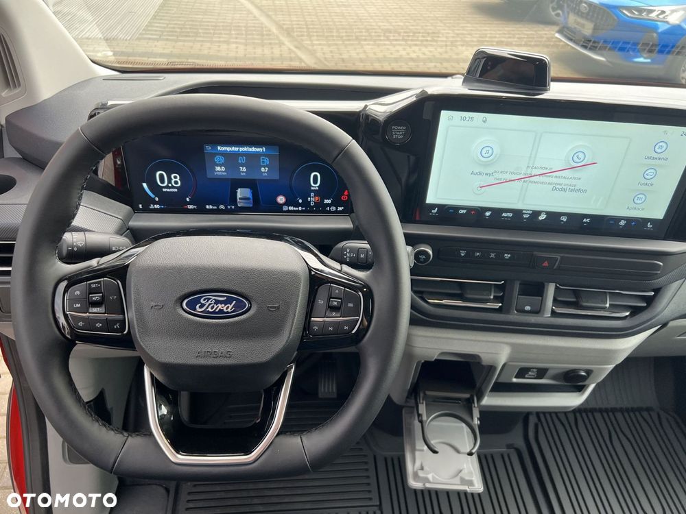Ford Transit Custom - 13