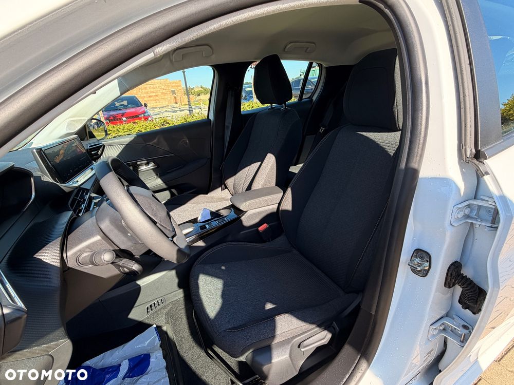 Peugeot 208 50kWh Style - 16