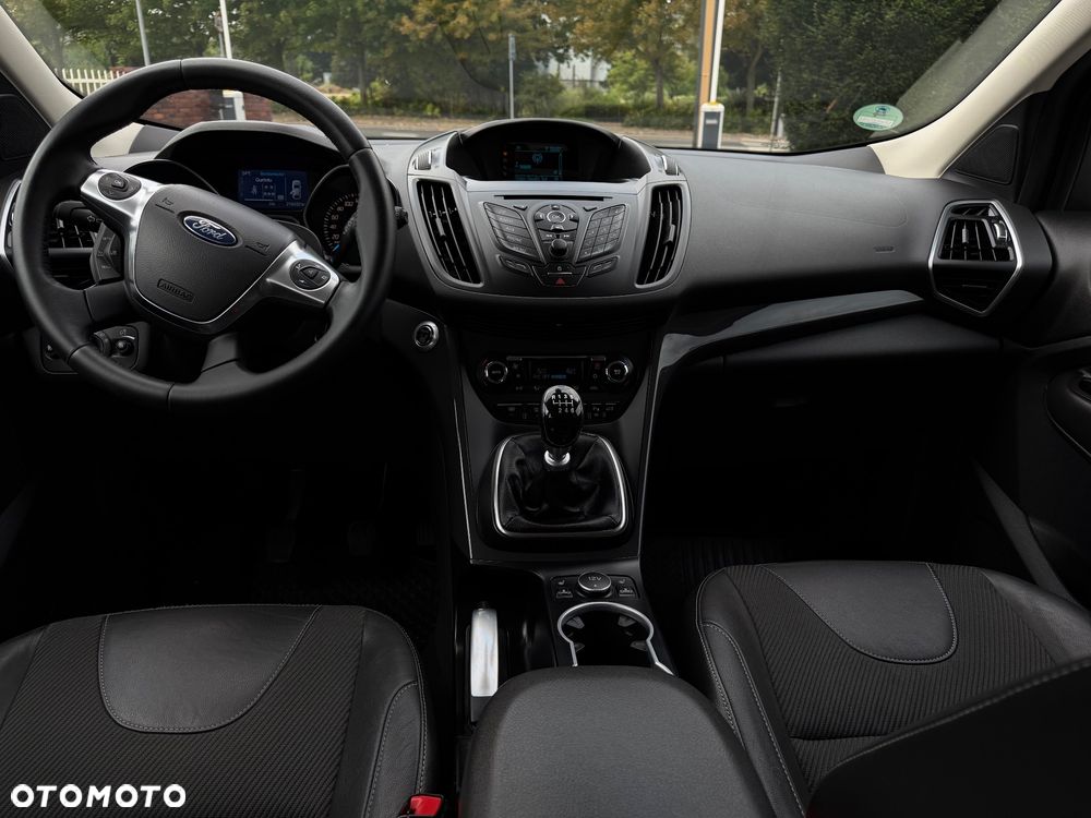 Ford Kuga 2.0 TDCi 4x4 Individual - 27