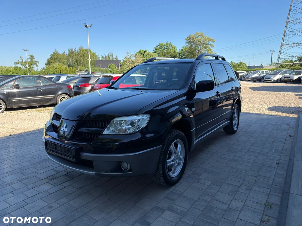Mitsubishi Outlander 2.0 Invite - 18