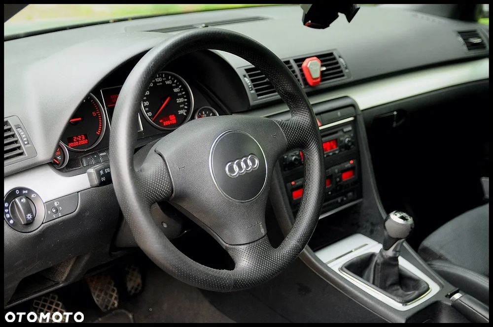 Audi A4 Avant - 5