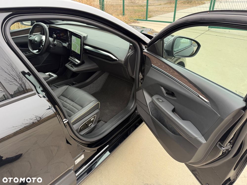 Renault Megane EV60 Iconic - 10