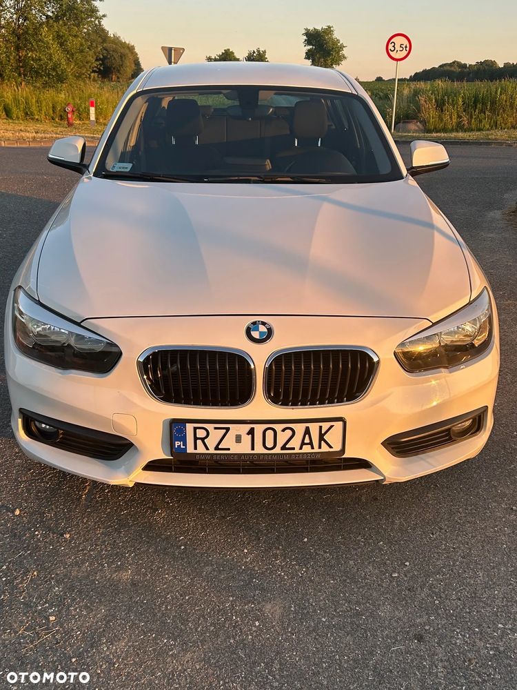 BMW Seria 1 116i - 4