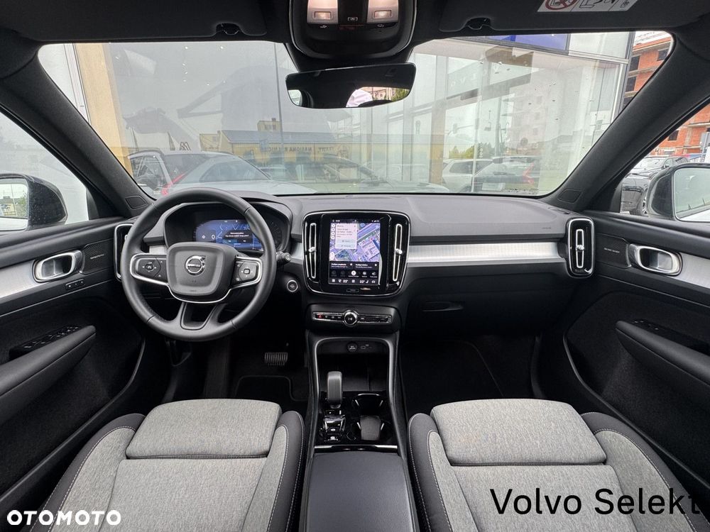 Volvo XC 40 - 29