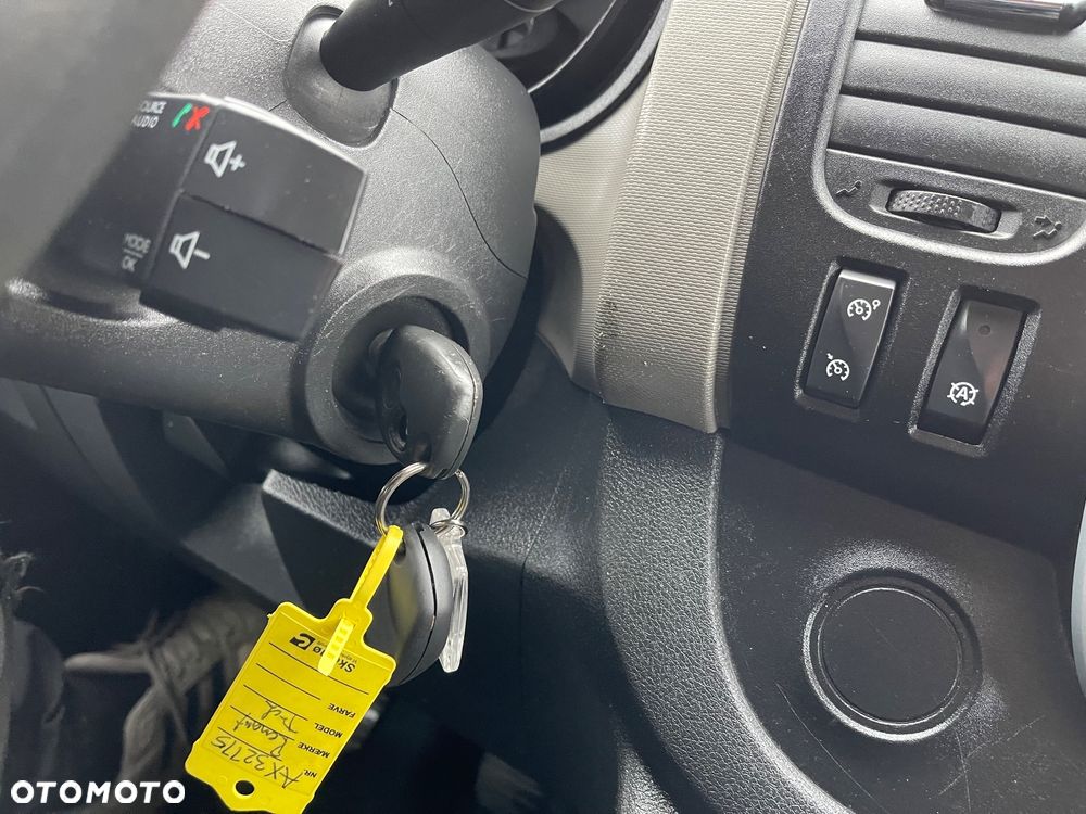 Renault Trafic - 24