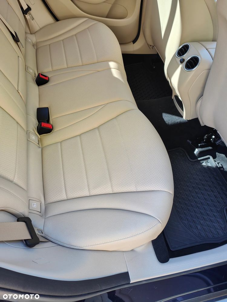 Mercedes-Benz GLC 250 4-Matic - 16