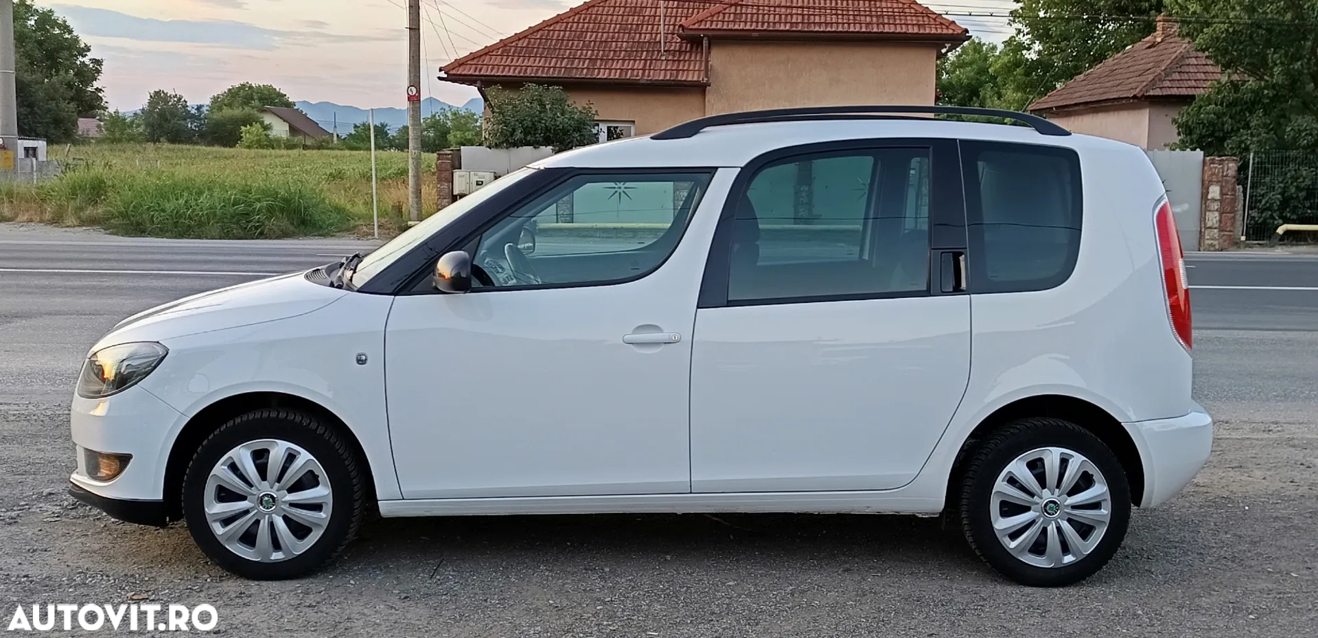 Skoda Roomster 1.2 TSI Noire - 10