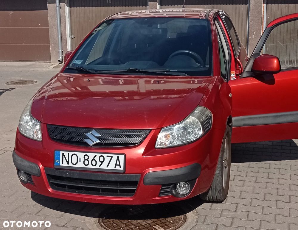 Suzuki SX4 - 1