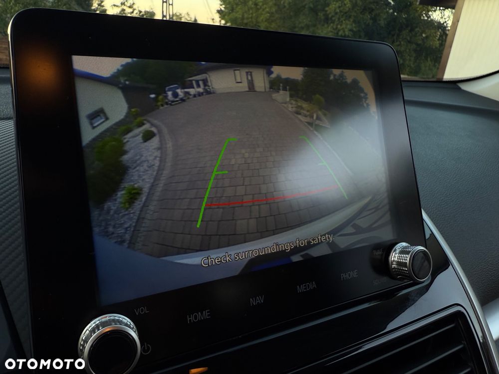 Mitsubishi Eclipse Cross - 31