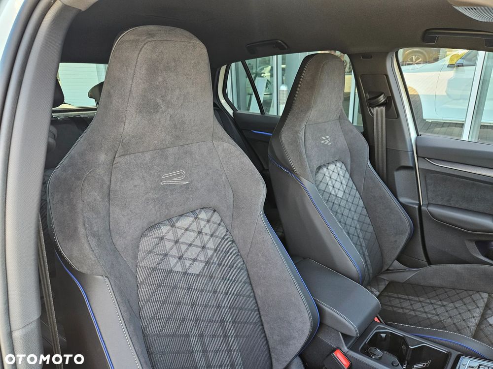 Volkswagen Golf 1.5 TSI R-Line Plus - 11