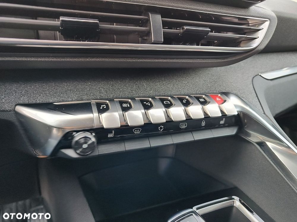 Peugeot 3008 1.2 PureTech Allure Pack S&S EAT8 - 13