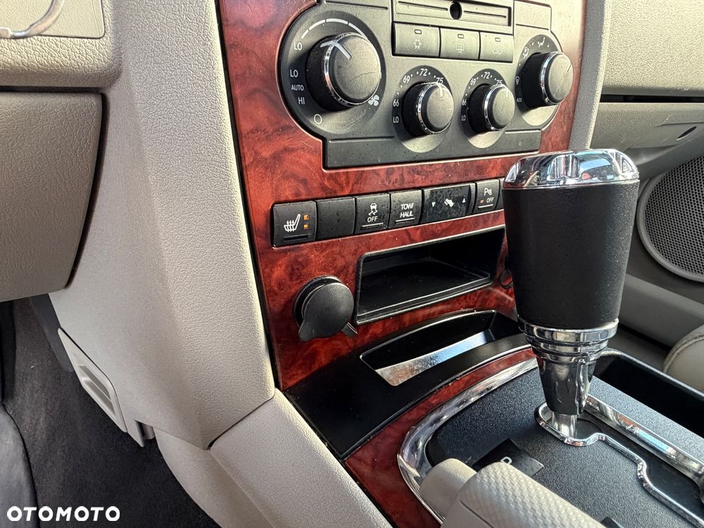 Jeep Commander - 20