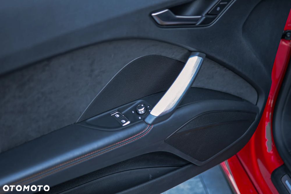 Audi TT Coupé - 26