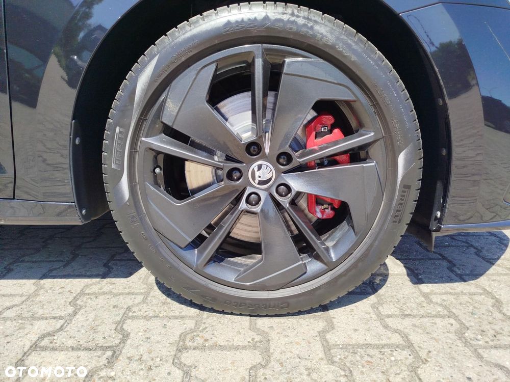 Skoda Octavia 2.0 TSI RS DSG - 7