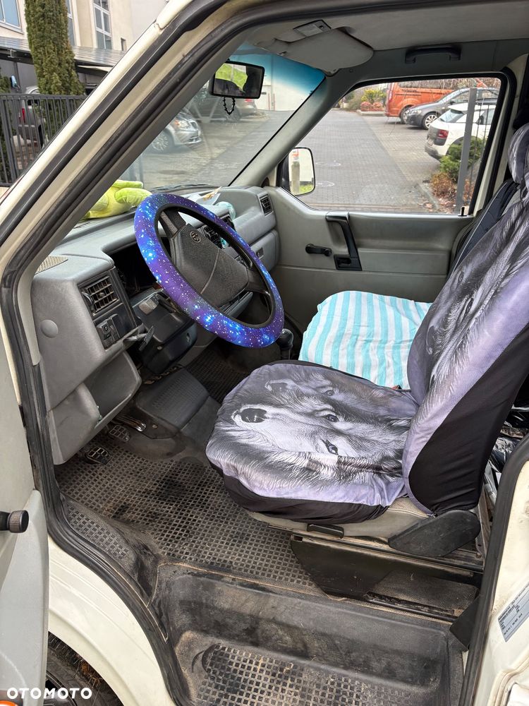 Volkswagen Transporter - 7