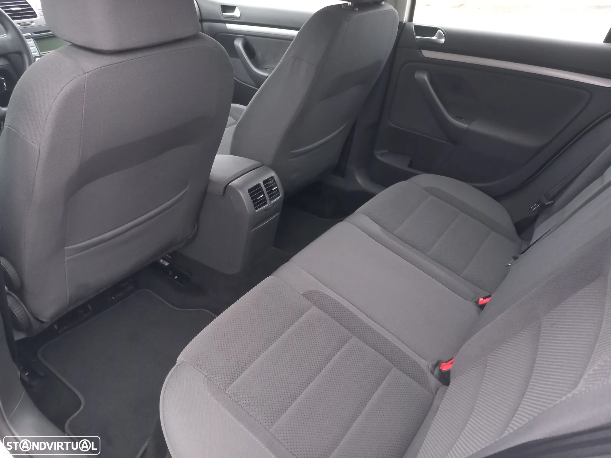 VW Golf 1.4i Confortline - 13