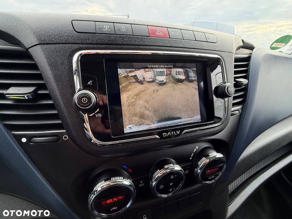 Iveco 2021/Daily 35-180VP/ 3.0 180KM/Poduszki/furgon Maxi/PDC/Radio DAB/Tempomat/hak 3,5T - 27