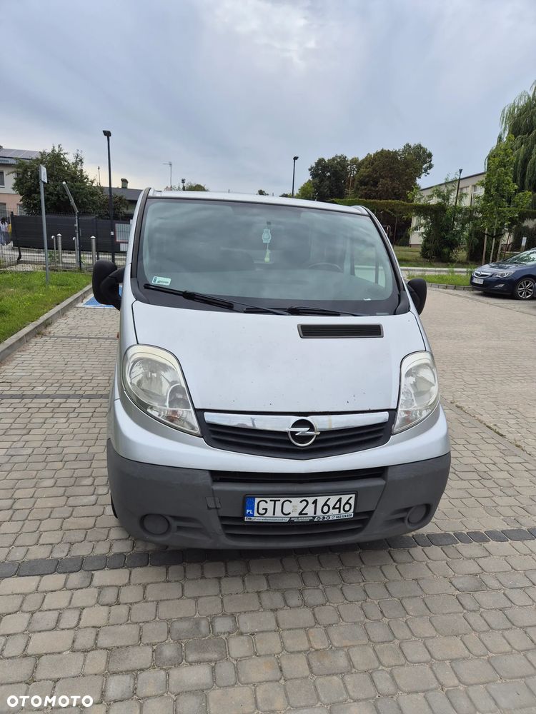 Opel Vivaro - 2