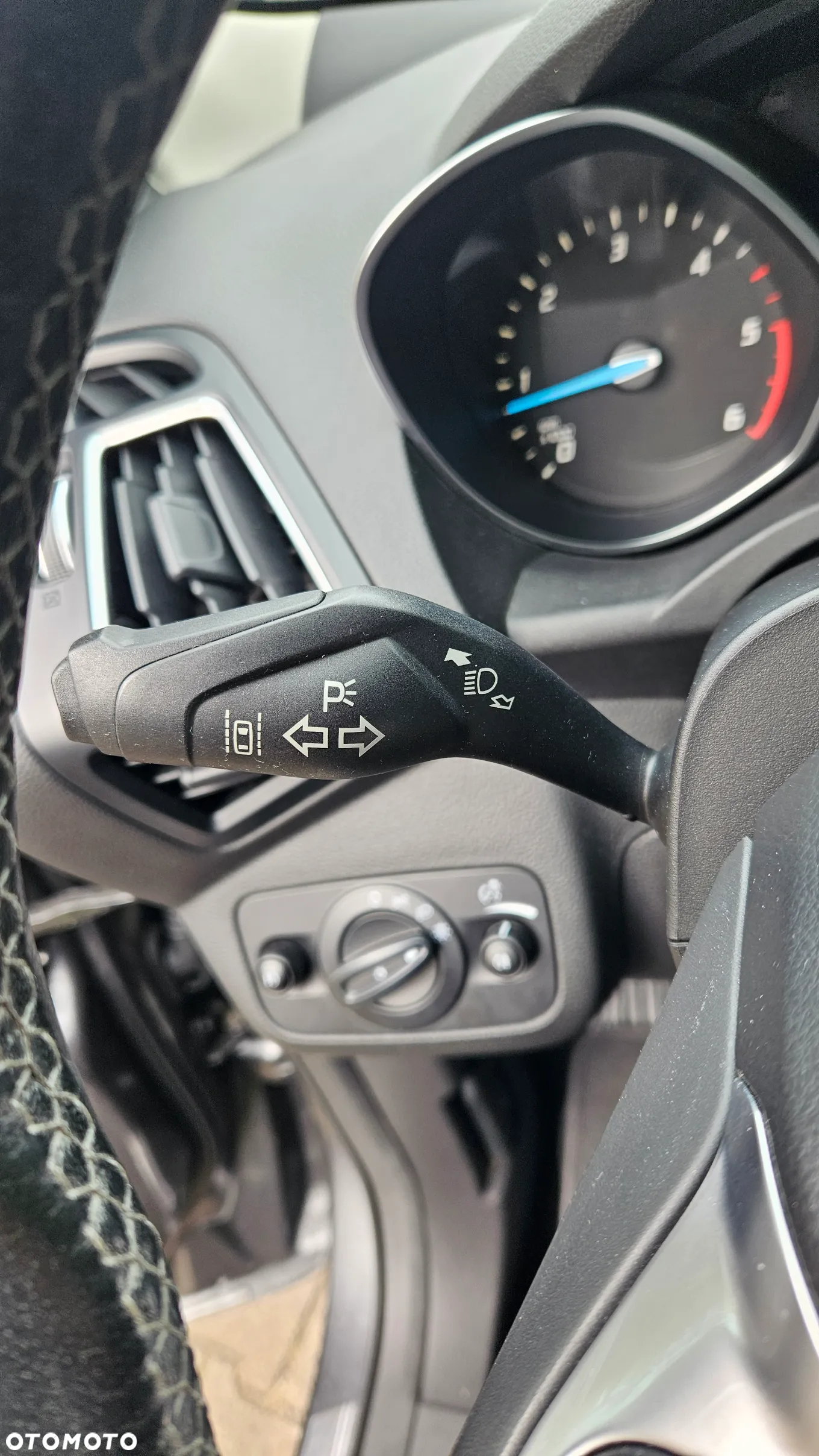 Ford Kuga 2.0 TDCi 2x4 Titanium - 21