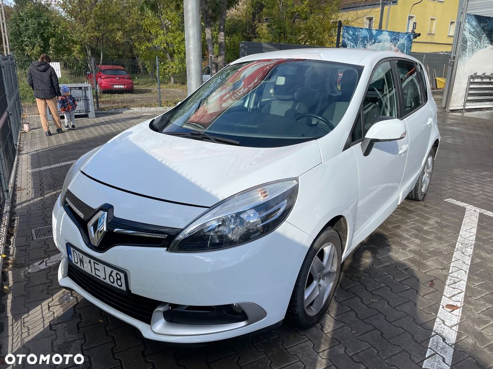 Renault Scenic 2014 photo 2
