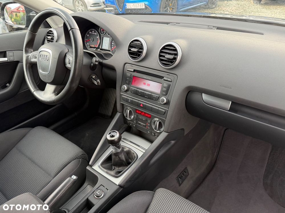 Audi A3 Sportback 1.6 Ambition - 38