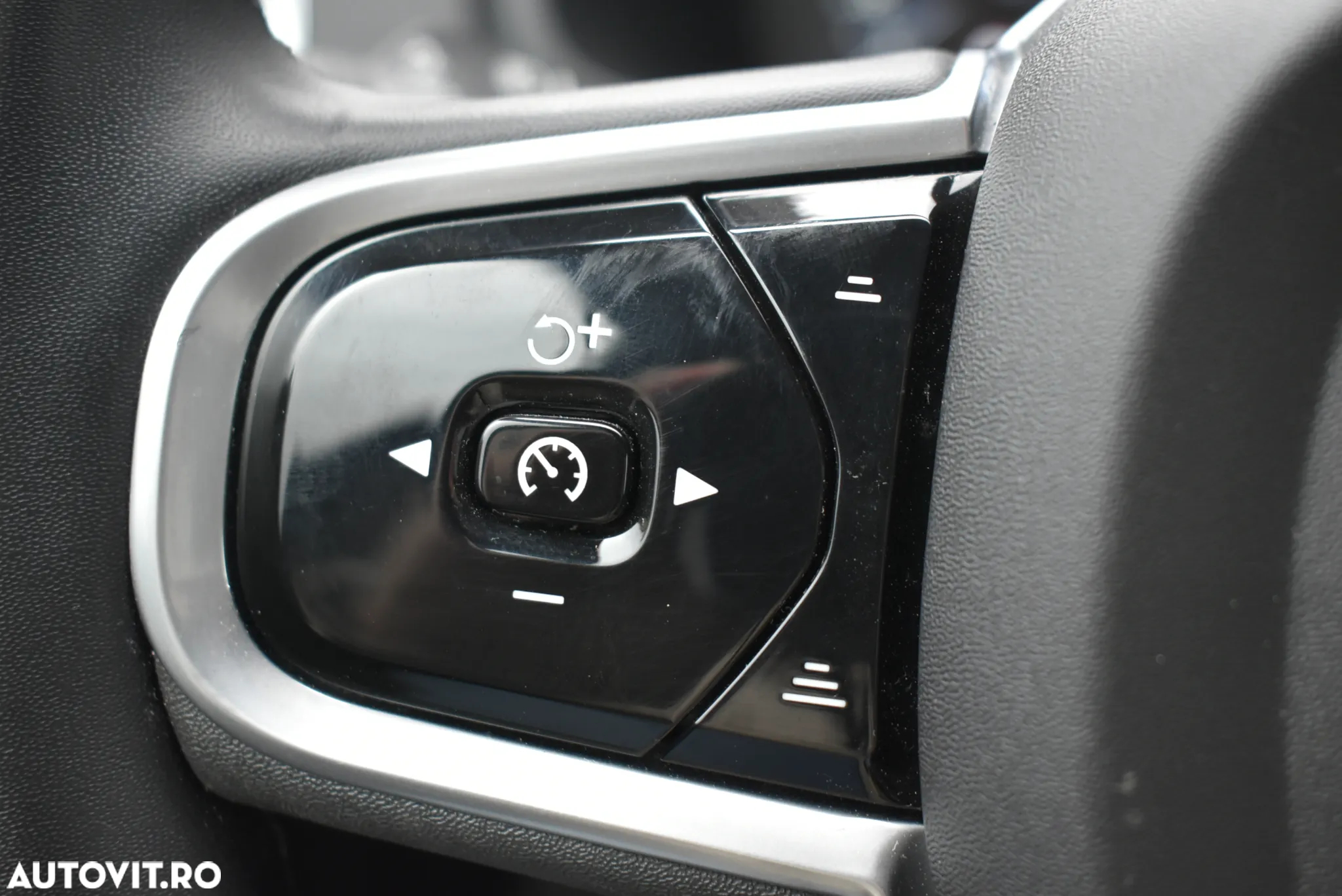 Volvo XC 90 T8 AWD Twin Engine Geartronic RDesign - 21